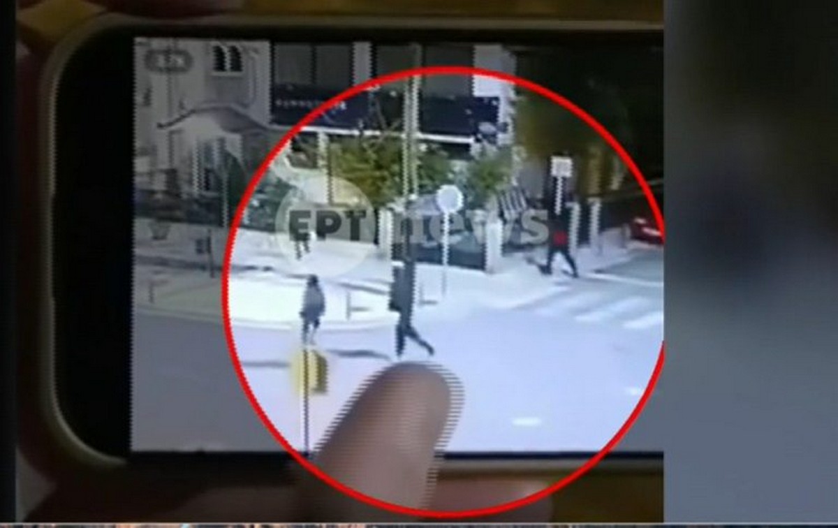 Θεσσαλονίκη: Νέο βίντεο ντοκουμέντο καταγράφει τον 20χρονο μετά τη φονική συμπλοκή στην Καλαμαριά