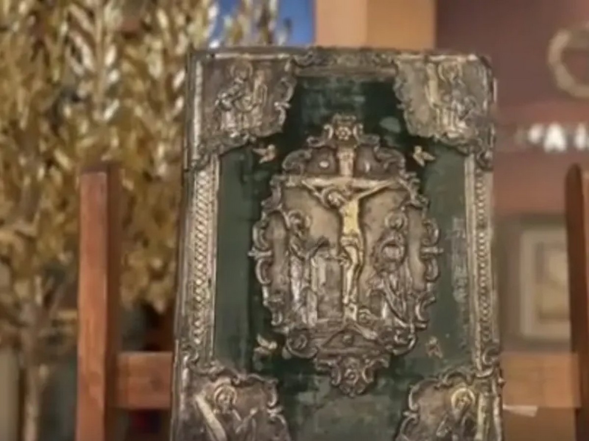 Πάνω από 200.000 ευρώ σε μετρητά εντοπίστηκαν στην γκαλερί του εμπόρου τέχνης που συνελήφθη (VIDEO)