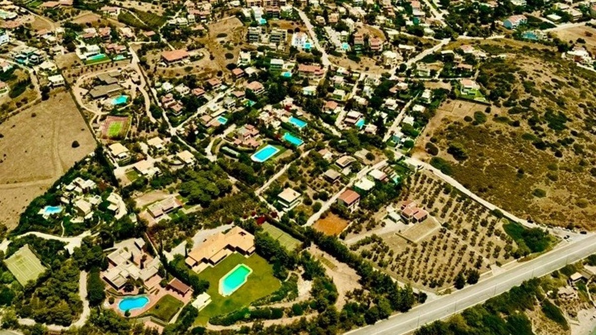 «Και δικό μου και δικό σου» – Η νέα μόδα στην αγορά εξοχικού