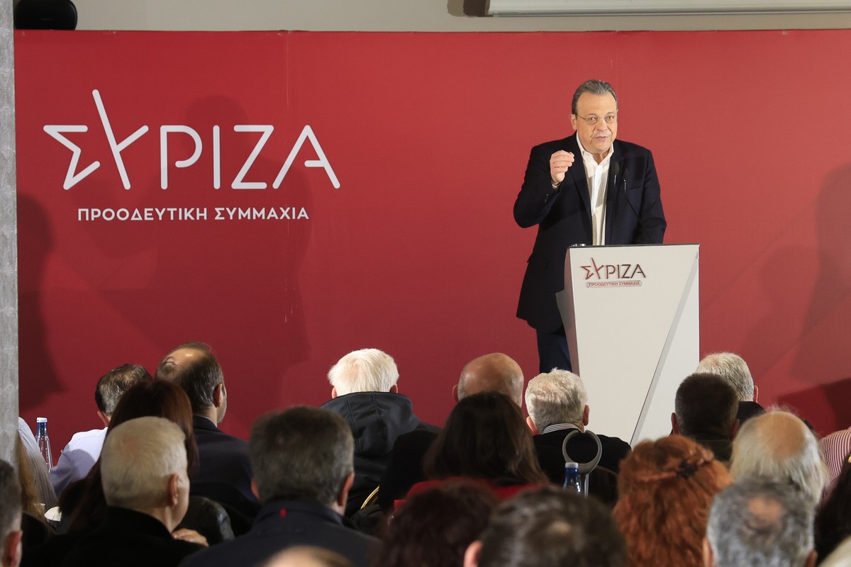 Φάμελλος: Η ανασύνθεση και ενότητα του προοδευτικού κόσμου είναι και απαίτηση και ανάγκη της κοινωνίας