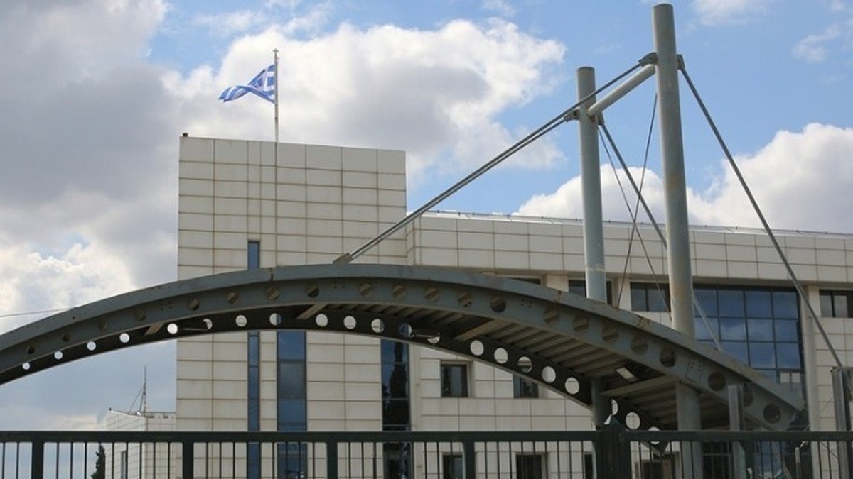 Αυτή είναι η λύση για την ισοτιμία πτυχίων 400.000 αποφοίτων των πρώην ΤΕΙ