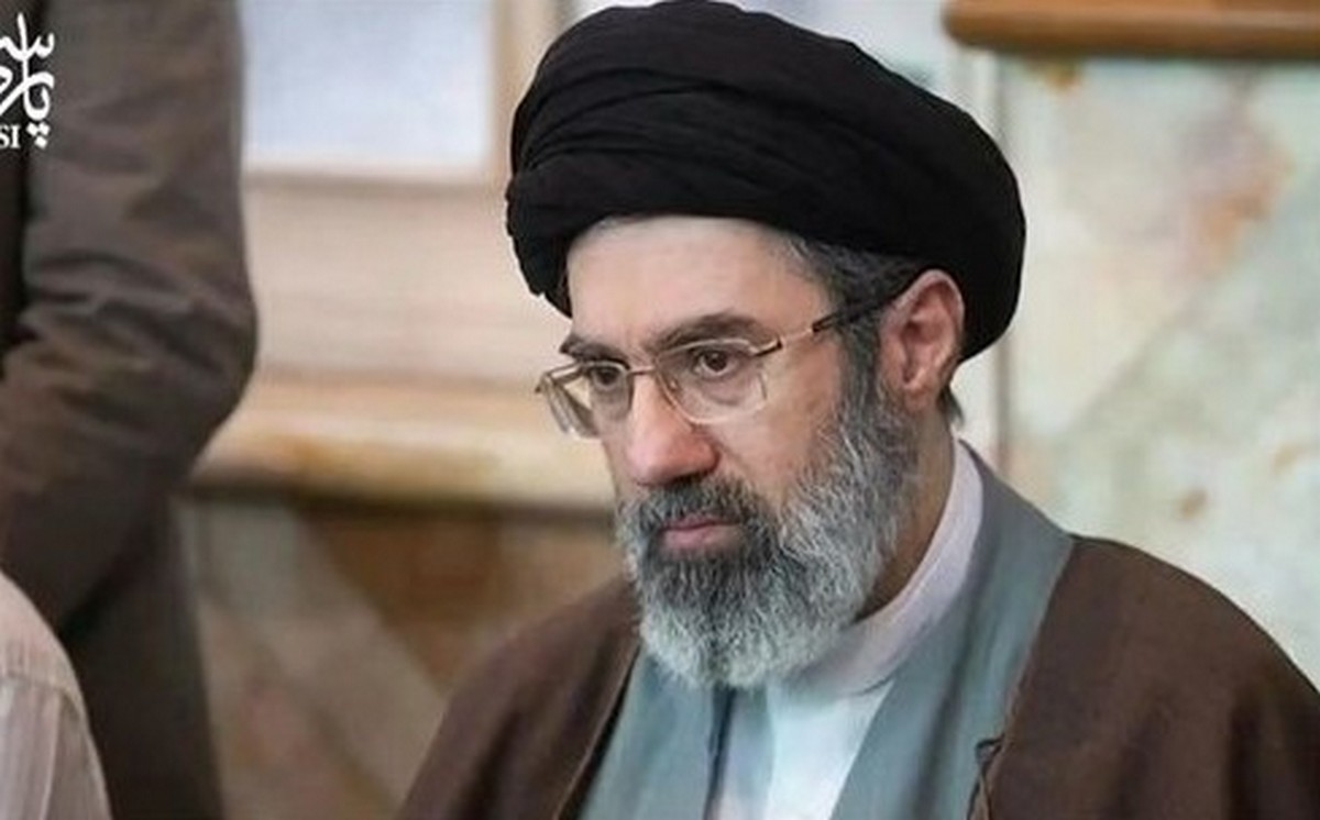 Ο Μοτζτάμπα Χαμενεΐ φέρεται να συμφώνησε σε διαπραγματεύσεις με τις ΗΠΑ