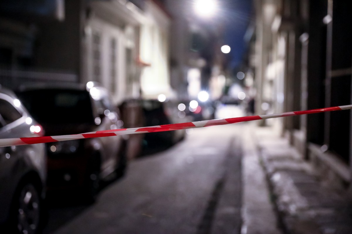 Κολωνός: Δίωξη για ανθρωποκτονία σε βάρος του 38χρονου για τον θάνατο της εγκύου συντρόφου του