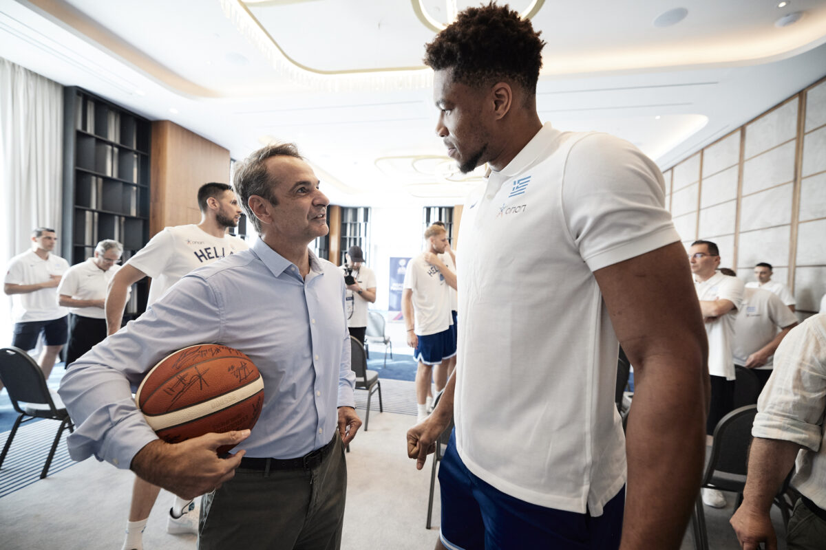 Κ. Μητσοτάκης: Πρότεινε τον Γιάννη Αντετοκούνμπο για το Ευρωπαϊκό Τάγμα Αξίας