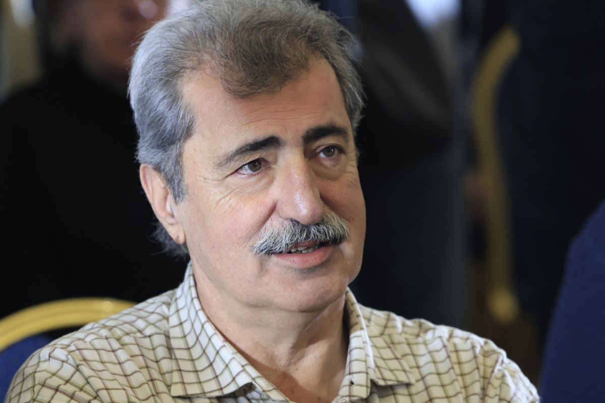 Πολάκης: Ο ΣΥΡΙΖΑ να απευθύνει πρόσκληση για συμπόρευση, από ΠΑΣΟΚ και ΚΚΕ μέχρι το «μόρφωμα Τσίπρα»