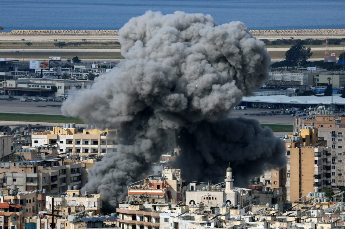 Ανησυχία για τον πόλεμο στη Μέση Ανατολή – Τι σημαίνει για την Ελλάδα η εκτίναξη των τιμών πετρελαίου