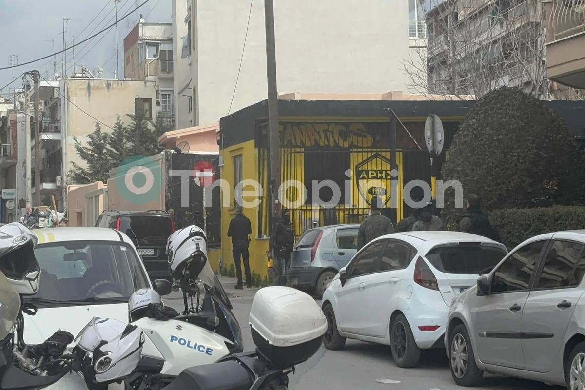 Έφοδος της ΕΛΑΣ σε σύνδεσμο φιλάθλων του Άρη – Προσαγωγή αρχηγικού στελέχους