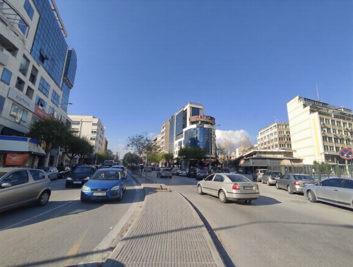 Ο θρυλικός κινηματογράφος «Ίλιον» στη Θεσσαλονίκη της δεκαετίας του ’70 (ΦΩΤΟ)