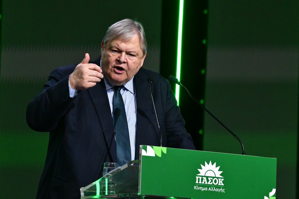 Βενιζέλος από 4ο Συνέδριο ΠΑΣΟΚ: Συγκεντρωτική και μονοπρόσωπη η διακυβέρνηση Μητσοτάκη