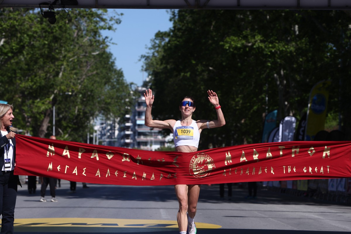 Κόπηκε η κορδέλα στον 20ο Διεθνή Μαραθώνιο «Μέγας Αλέξανδρος» (ΦΩΤΟ)