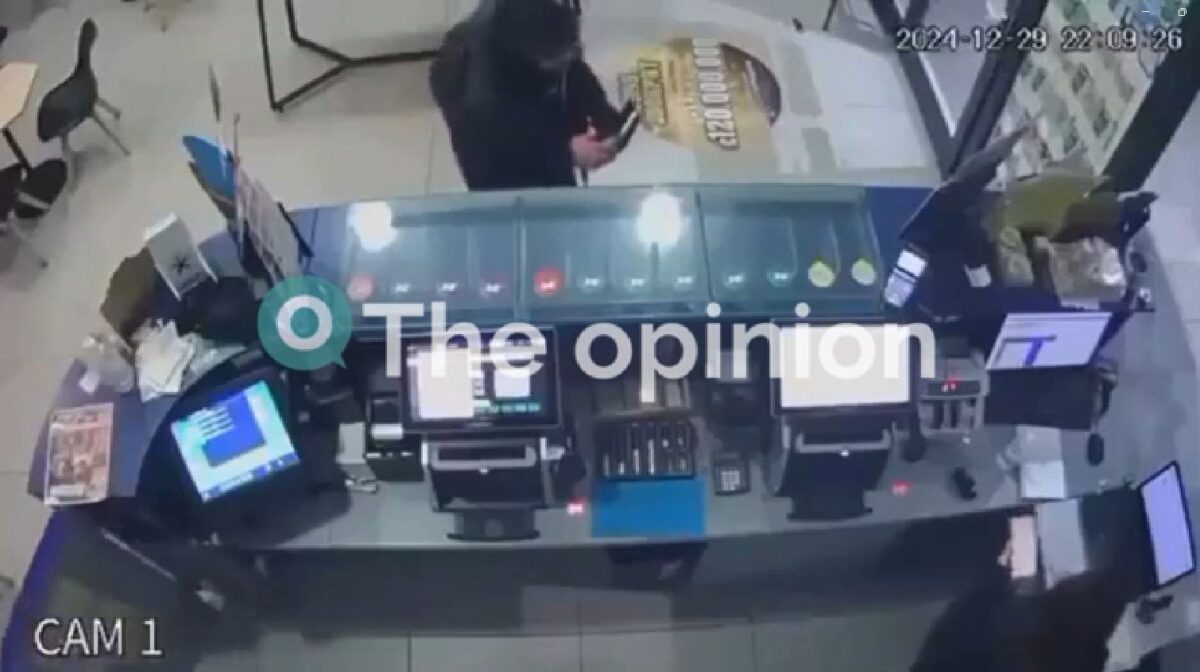 Βίντεο ντοκουμέντα: Η δράση 33χρονου ληστή με οκτώ επιθέσεις και λεία άνω των 19.000 ευρώ στη Θεσσαλονίκη