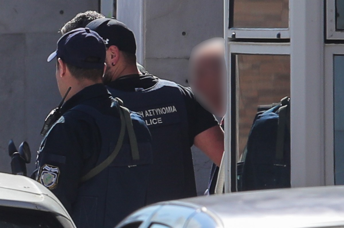 «Δεν είχα ανθρωποκτόνο πρόθεση – Δεν άντεχα το άδικο» είπε ο 89χρονος που άνοιξε πυρ σε ΕΦΚΑ και Πρωτοδικείο