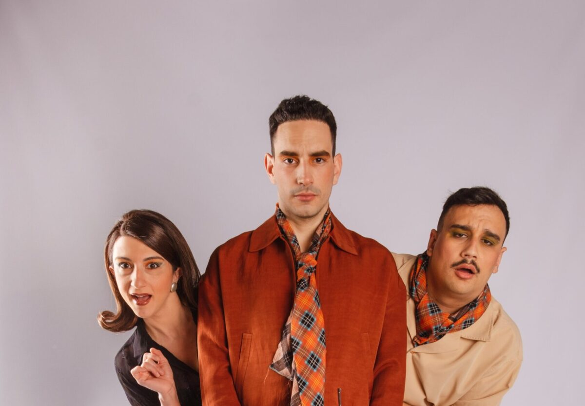 Η Bloom Theatre Group παρουσιάζει: «Επτά ημέρες από τη ζωή του Σιμόν Λαμπρός – αν η ζωή του σας ενδιαφέρει»