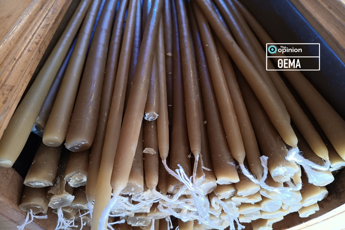 Μελισσοκόμος από την Αρναία συνεχίζει την παράδοση και φτιάχνει λαμπάδες από μελισσοκέρι