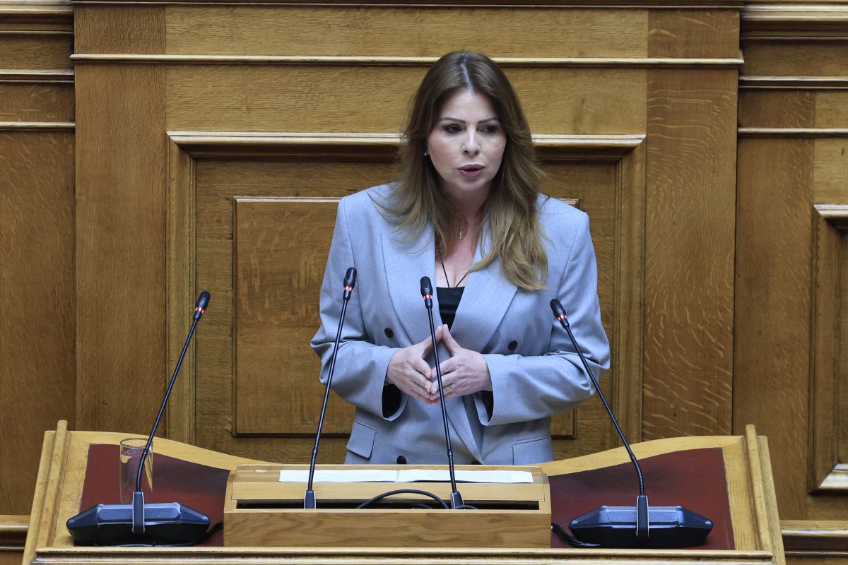 Παπακώστα: Ουδέποτε ζήτησα οποιαδήποτε παράνομη μεταχείριση