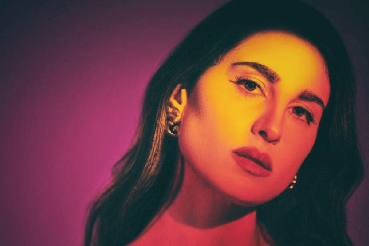 Η Παυλίνα Βουλγαράκη για μία εμφάνιση στη Θεσσαλονίκη