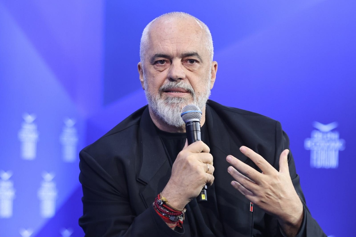 Ράμα για υπόθεση Μπελέρη: «Γιατί να επιστρέψουμε σε αυτό; Είναι χαρούμενος που είναι στις Βρυξέλλες»