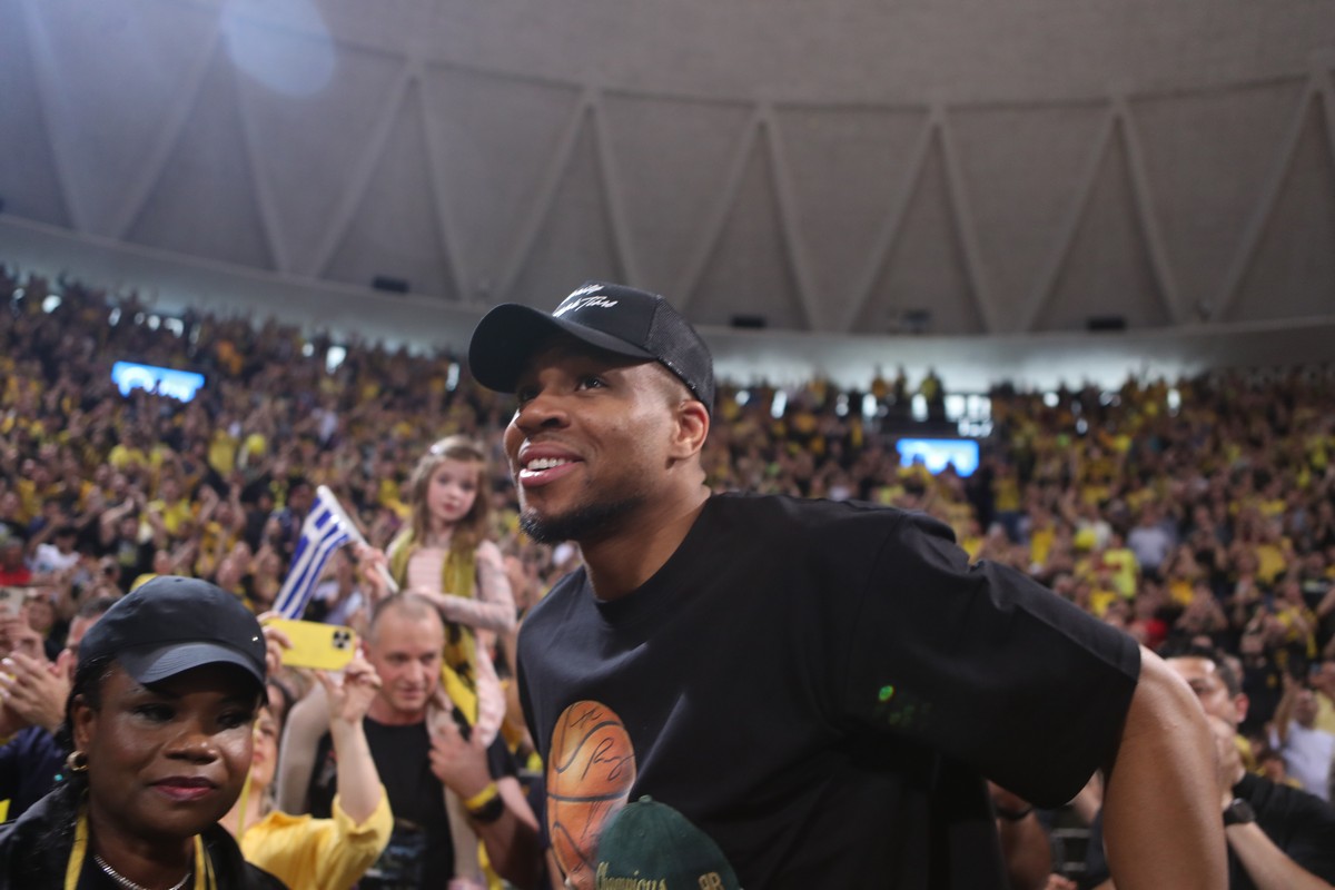 Αντετοκούνμπο