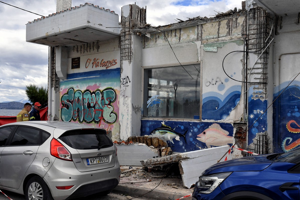 Κόρινθος: Προσωρινά ελεύθεροι εργολάβος και μηχανικός – Με υποστήριξη ψυχολόγου η οικογένεια