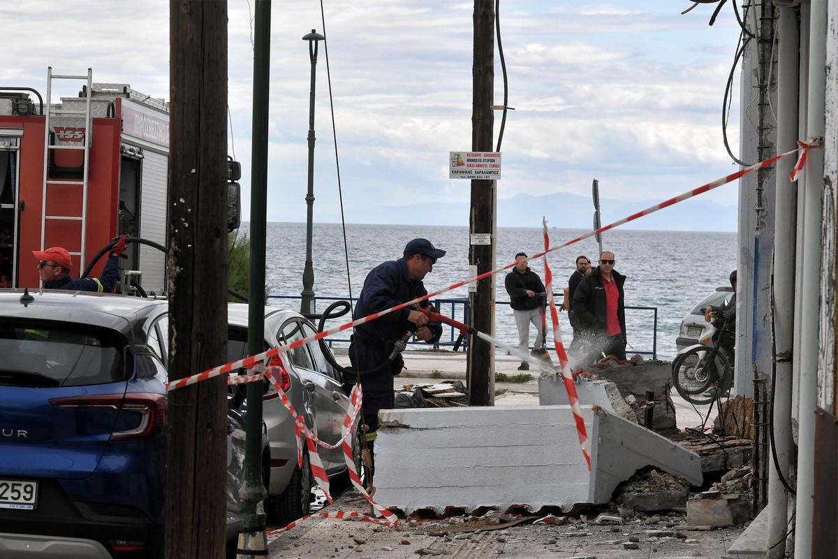 Κόρινθος: Συνελήφθησαν εργολάβος και μηχανικός για τον θάνατο της 43χρονης μετά από πτώση μπαλκονιού (ΦΩΤΟ-VIDEO)