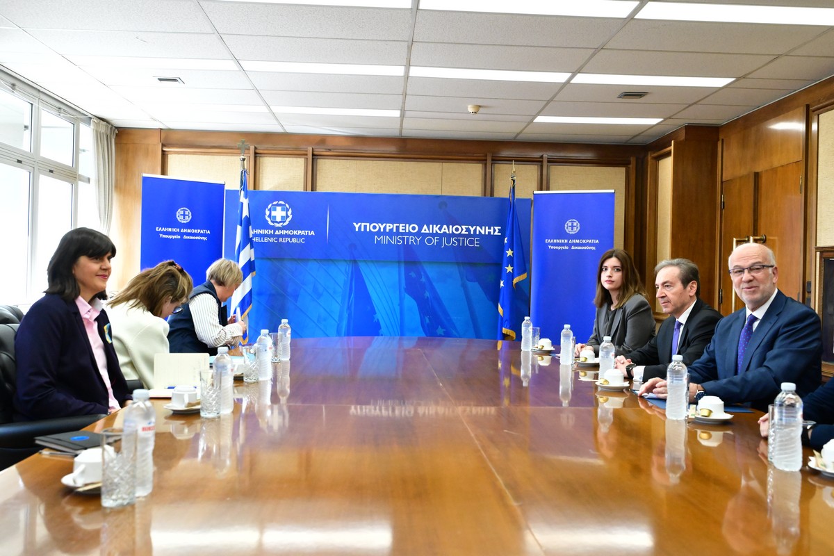 Τα ερωτήματα που έθεσε η Λάουρα Κοβέσι στον υπουργό Δικαιοσύνης