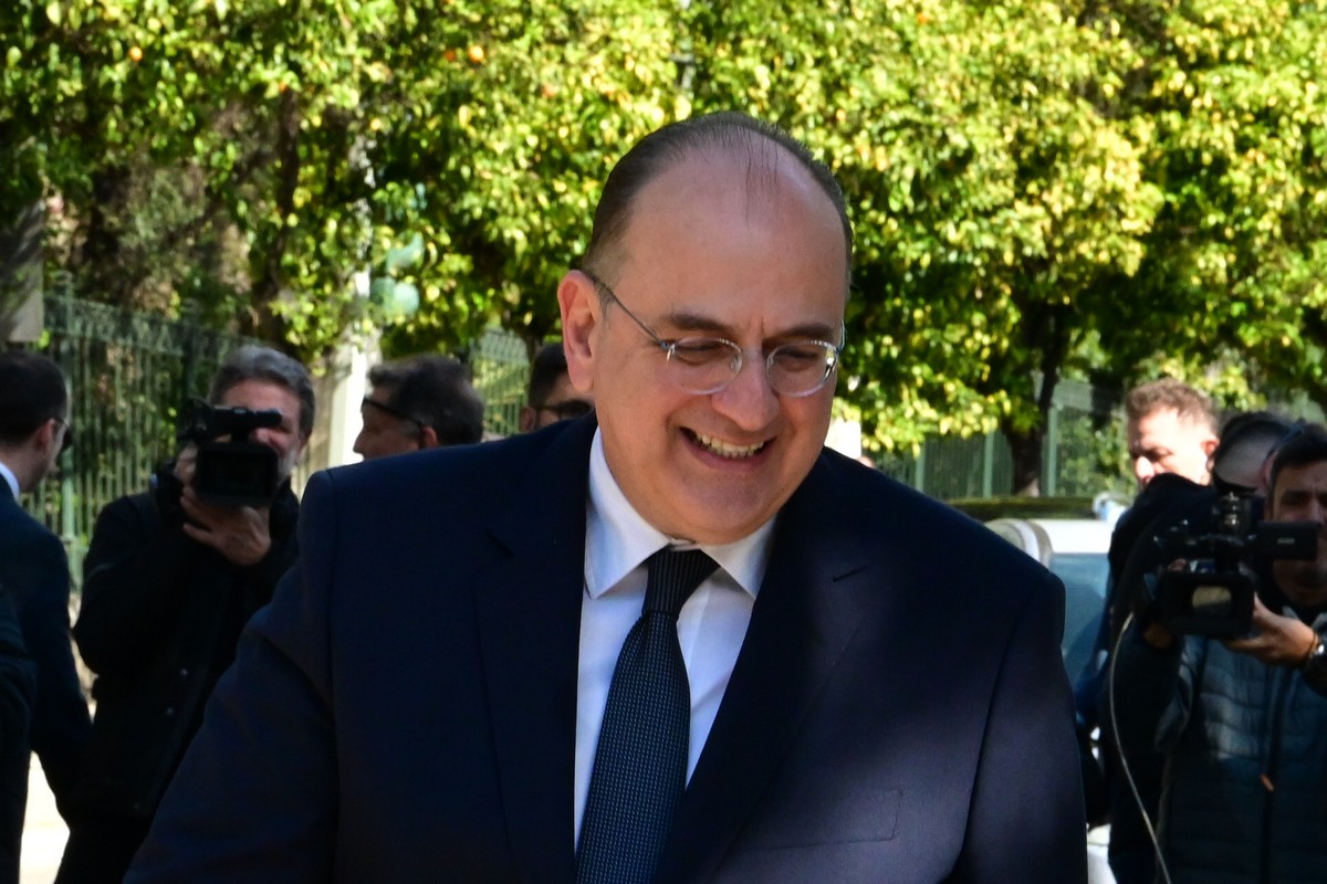 Το πολιτικό slow motion που εξέθεσε τους πάντες