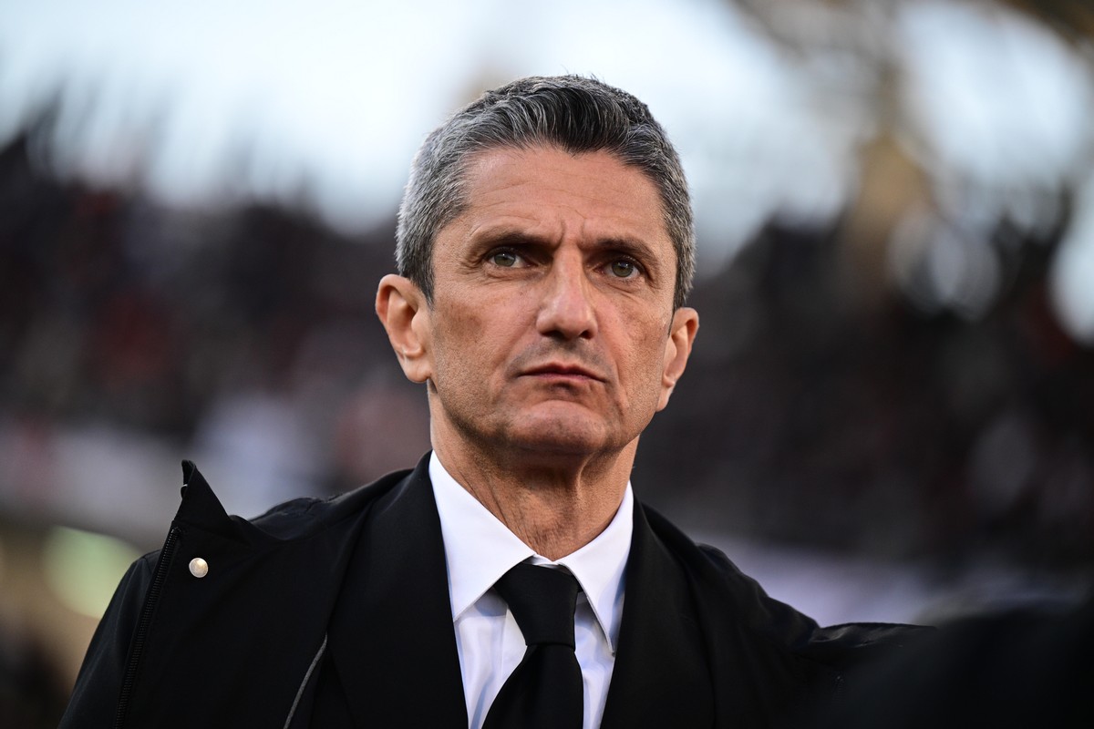 Λουτσέσκου: «Ο Σαββίδης μου έβαλε τεράστια πίεση, αλλά με θεωρεί μέλος της οικογένειας του»