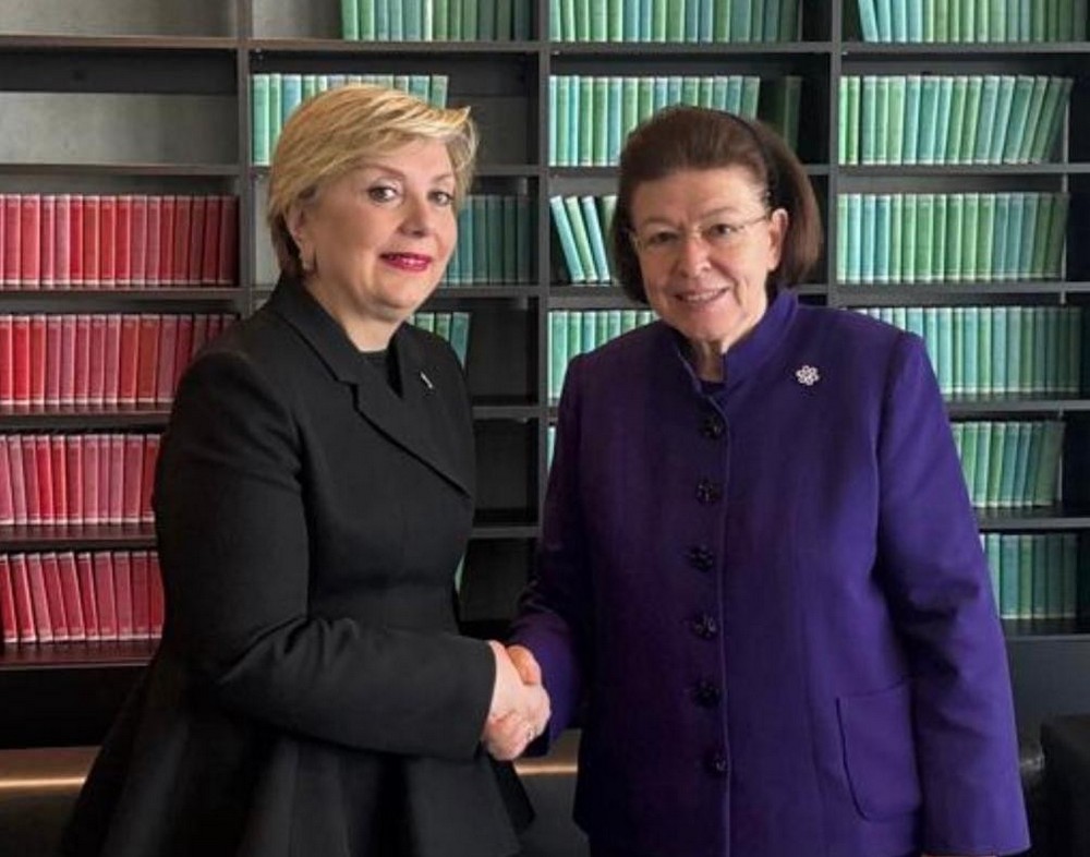 Συνάντηση της Λίνας Μενδώνη με την υπουργό Πολιτισμού της Γεωργίας