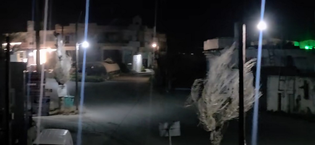 Κρήτη: Πτώσεις δέντρων, λασποβρχοχή και παράσυρση αυτοκινήτου μετά το πέρασμα της αφρικανικής σκόνης (VIDEO)