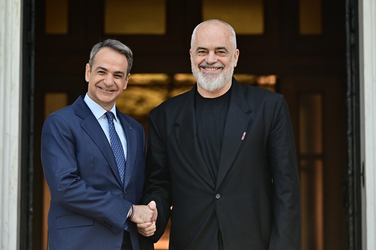 Μητσοτάκης σε Ράμα: Σημαντική ευκαιρία να λύσουμε εκκρεμή ζητήματα