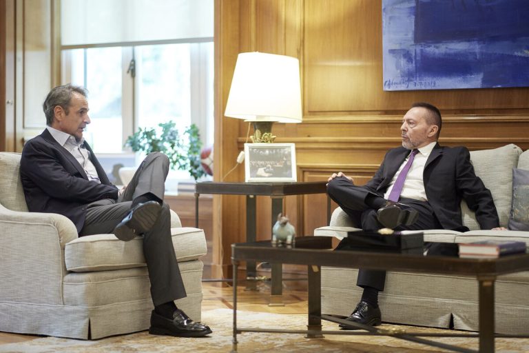 Ανανέωση της θητείας του Γ. Στουρνάρα στην Τράπεζα της Ελλάδος προτείνει η κυβέρνηση