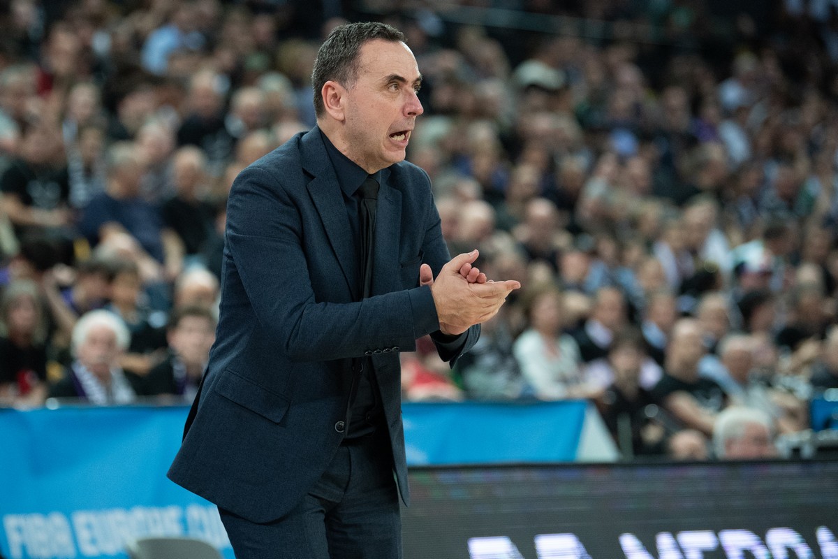 Μπούτσκος: Είμαστε πολύ στεναχωρημένοι, χάσαμε την ευκαιρία να φέρουμε το τρόπαιο στη Θεσσαλονίκη