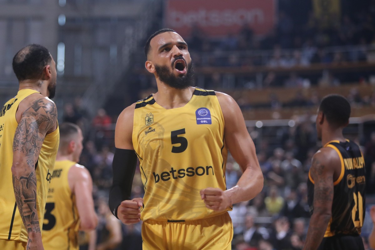 Συνεχίζει ακάθεκτος ο Άρης – Νίκησε την ΑΕΚ και βλέπει τετράδα (VIDEO)