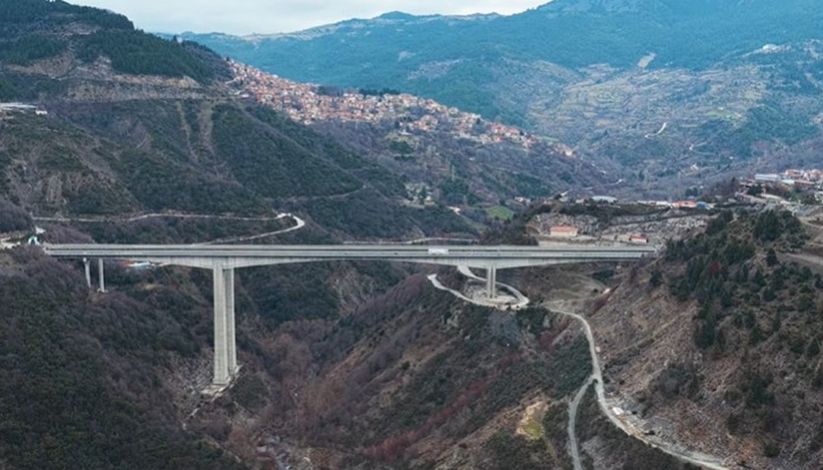 Η υψηλότερη γέφυρα με πυλώνες στην Ελλάδα – Πού βρίσκεται (VIDEO)
