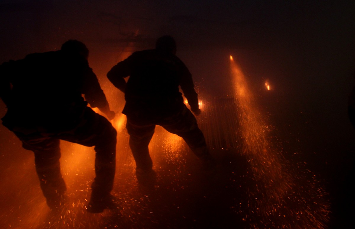 Πέντε τραυματίες από έκρηξη – Κατασκεύαζαν ρουκέτες για το Πάσχα