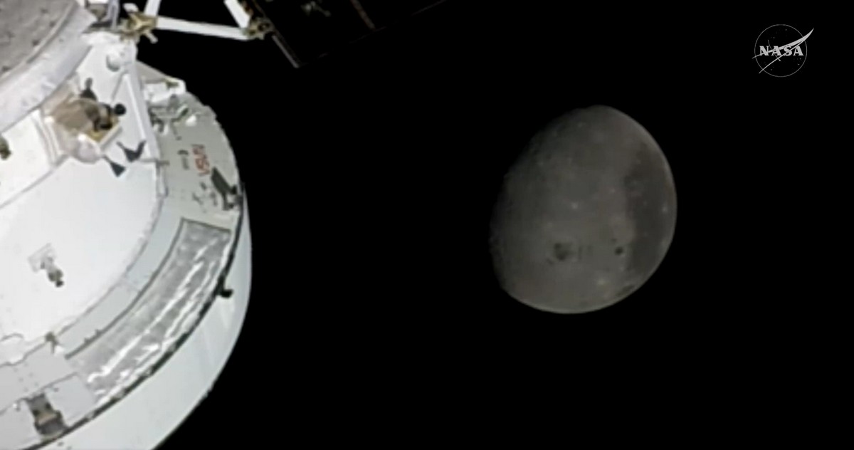 Artemis II: «Πάντα θα επιλέγουμε τη γη» – Οι αστροναύτες του Orion είδαν την αθέατη πλευρά της Σελήνης