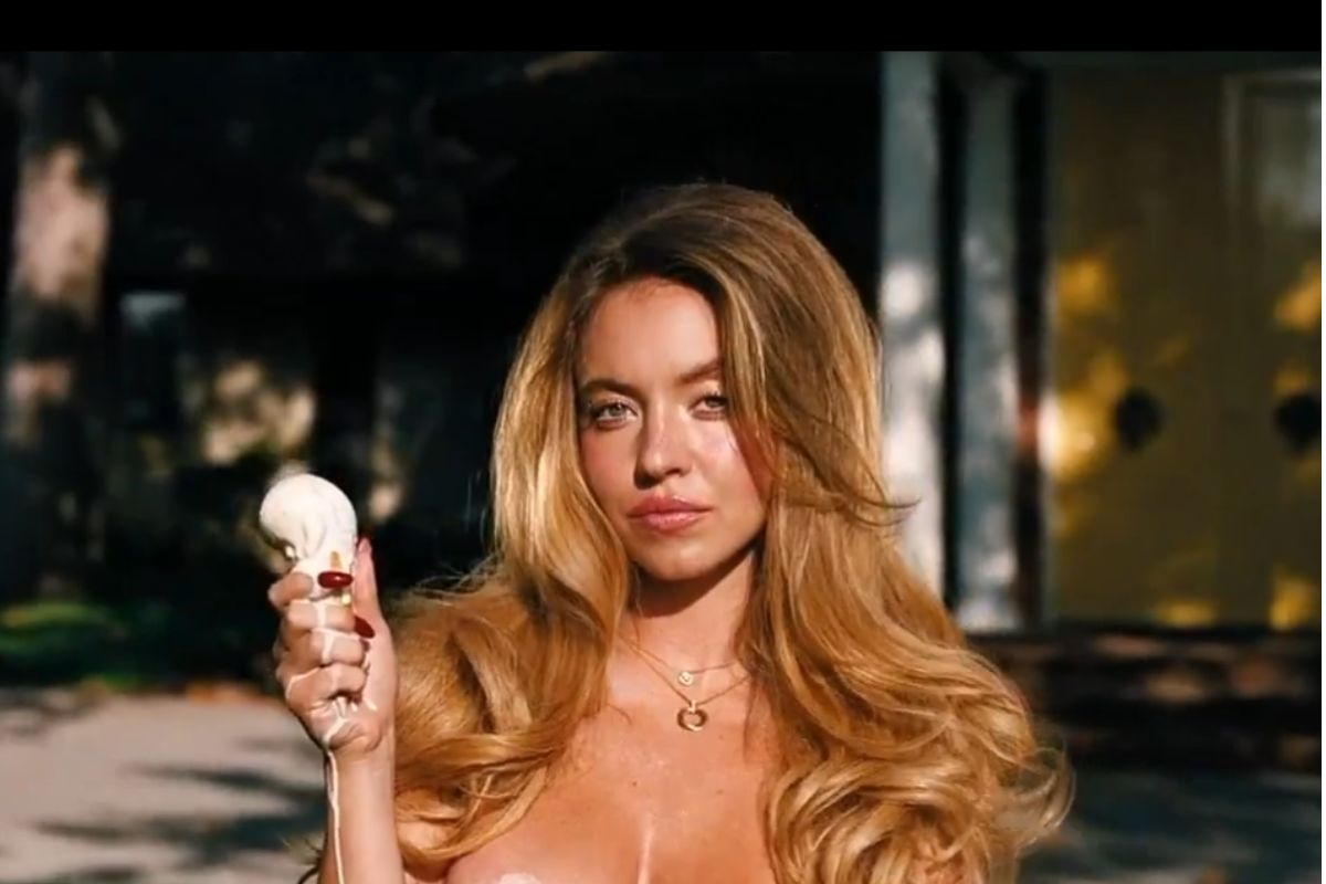 Τα «πέταξε όλα» η Σίντνεϊ Σουίνι στο τελευταίο επεισόδιο του Euphoria (ΦΩΤΟ-VIDEO)