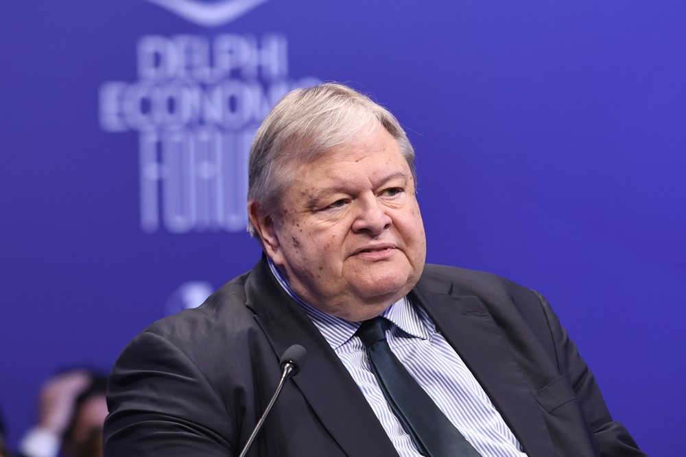 Βενιζέλος από 11ο Φόρουμ Δελφών: Πολιτικά, το Ανώτατο Δικαστικό Συμβούλιο πρέπει να ανανεώσει τη θητεία των Ευρωπαίων εισαγγελέων