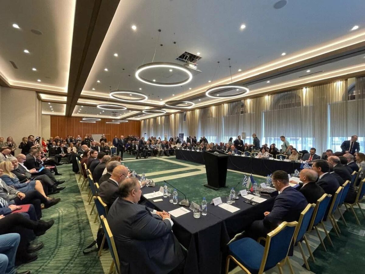 ΥΜΑΘ: Στο Βουκουρέστι ο επόμενος σταθμός της εκστρατείας εξωστρέφειας