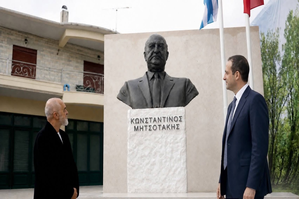 Γρηγόρης Δημητριάδης και Έντι Ράμα στη Δερβιτσάνη (ΦΩΤΟ)