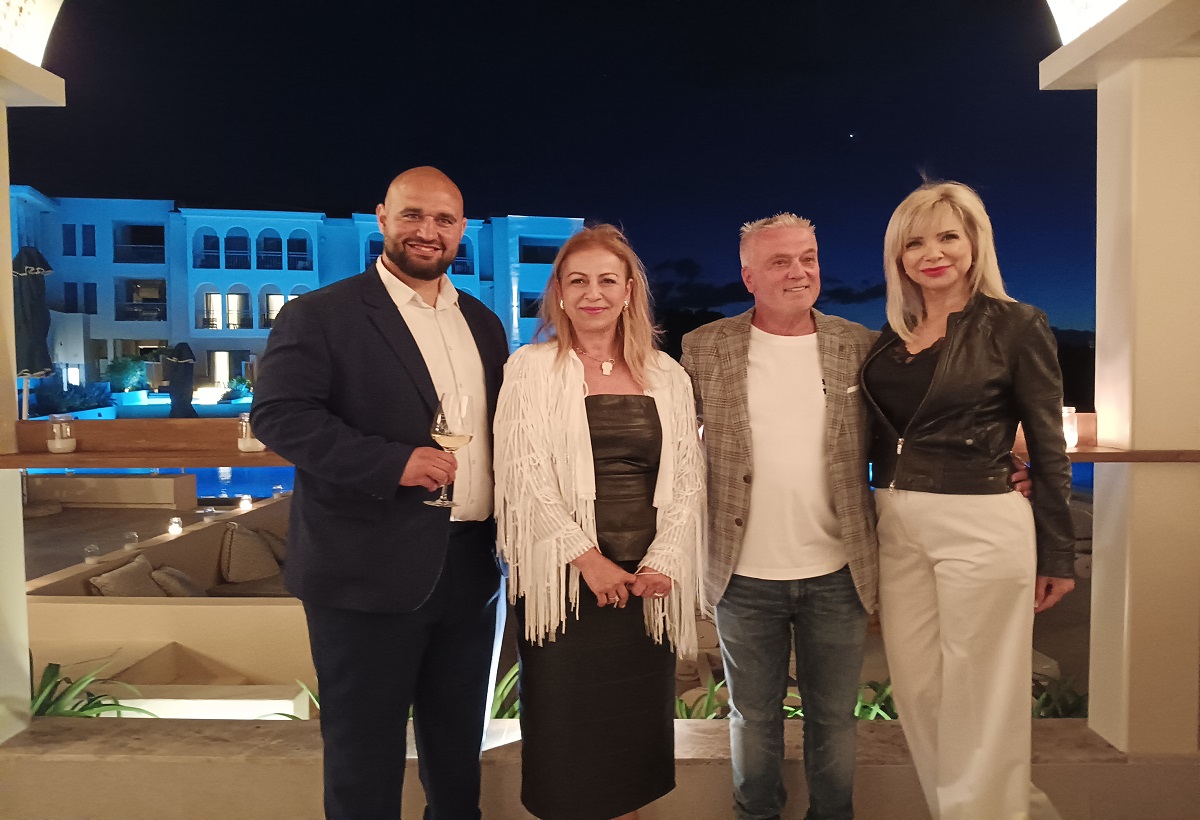 Στελέχη Meravia