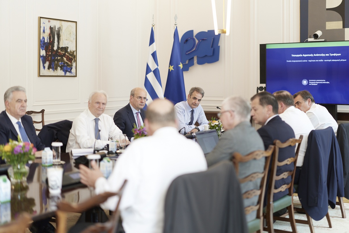 Σύσκεψη στο Μαξίμου υπό τον Κυριάκο Μητσοτάκη για τις αγροτικές ενισχύσεις