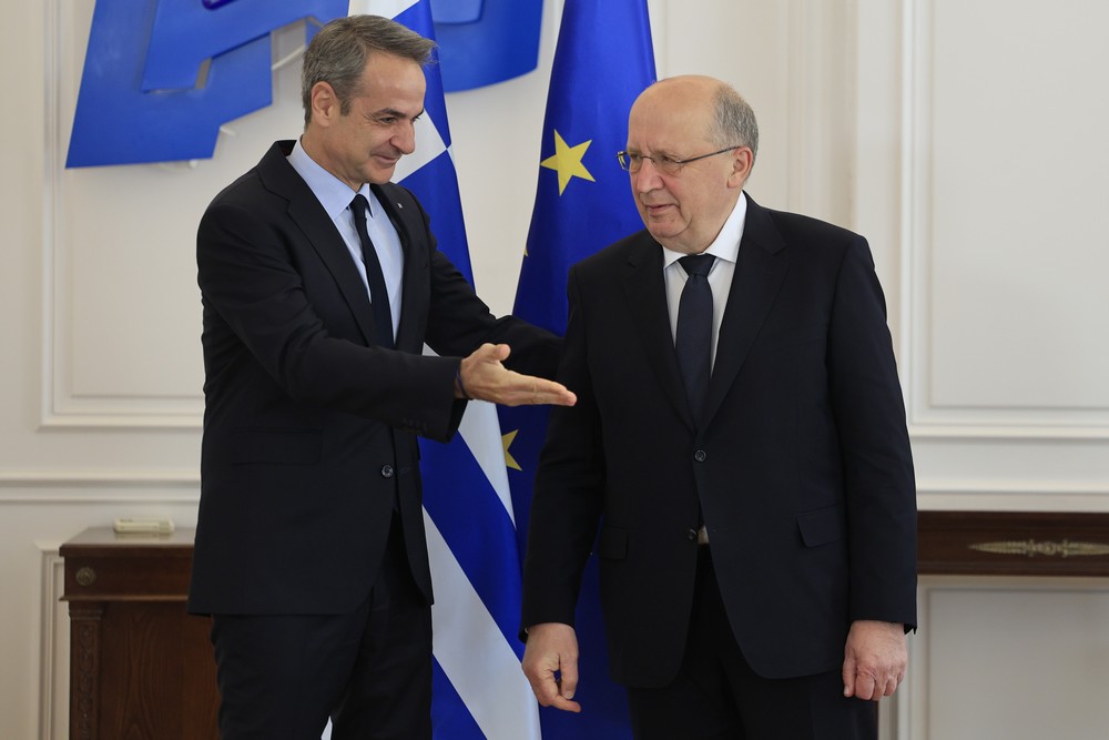 Συνάντηση Μητσοτάκη-Κουμπίλιου: Μήνυμα για επιτάχυνση της ευρωπαϊκής βιομηχανίας και κοινή χρηματοδότηση για την άμυνα