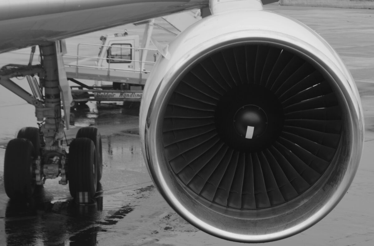 Θεσσαλονίκη: Γιατί… κρεμιόμαστε από μία μόνο αεροπορική εταιρεία;
