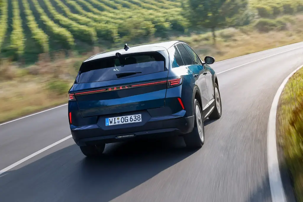 Έμφαση στη βιωσιμότητα δίνει το νέο Opel Grandland