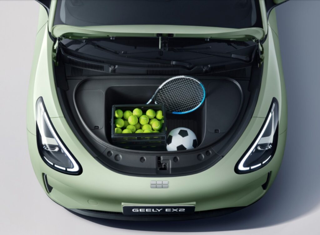 Μονοπωλεί τις παγκόσμιες πωλήσεις το GEELY E2