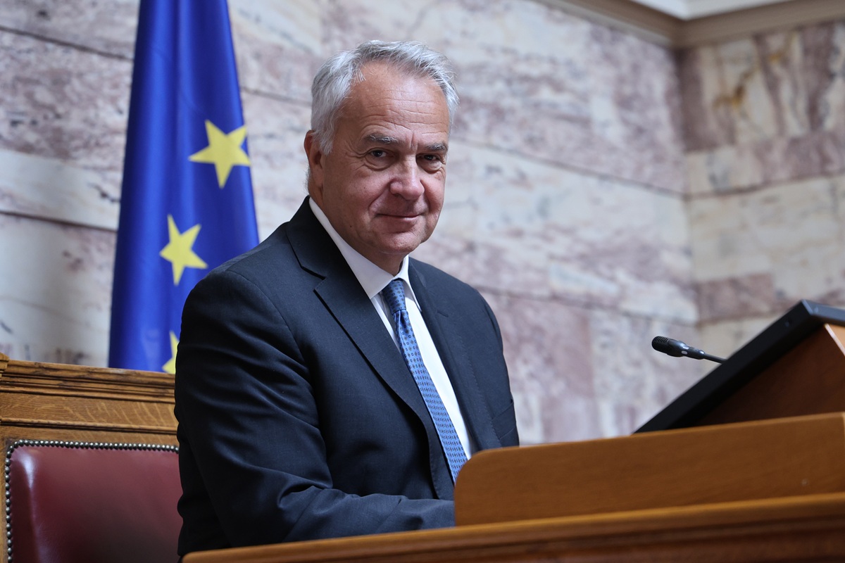 Ο Μάκης Βορίδης εξελέγη πρόεδρος στη διακομματική επιτροπή για την Αναθεώρηση του  Σύνταγματος