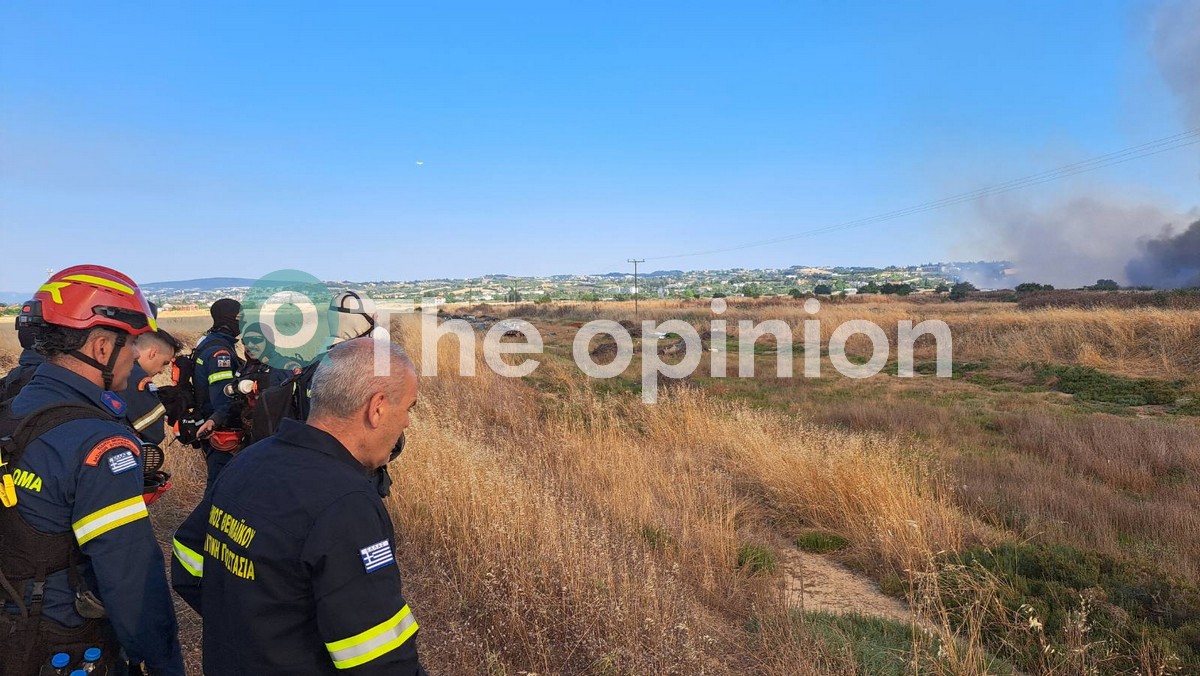 Θεσσαλονίκη: Υπό πλήρη έλεγχο η φωτιά στα Τσαΐρια – «Κάηκε σχεδόν όλος ο οικισμός» (ΦΩΤΟ-VIDEO)