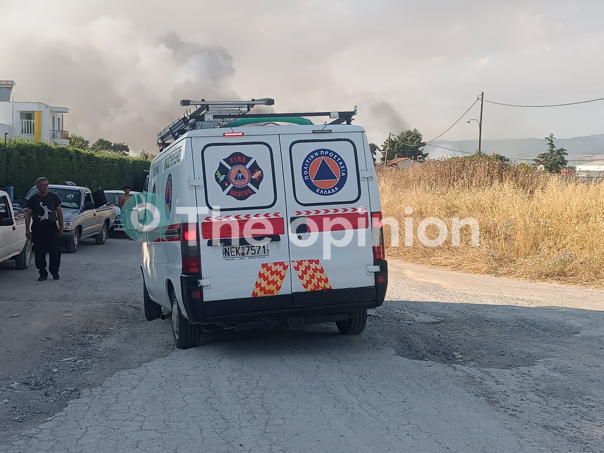 Θεσσαλονίκη: Υπό πλήρη έλεγχο η φωτιά στα Τσαΐρια – «Κάηκε σχεδόν όλος ο οικισμός» (ΦΩΤΟ-VIDEO)