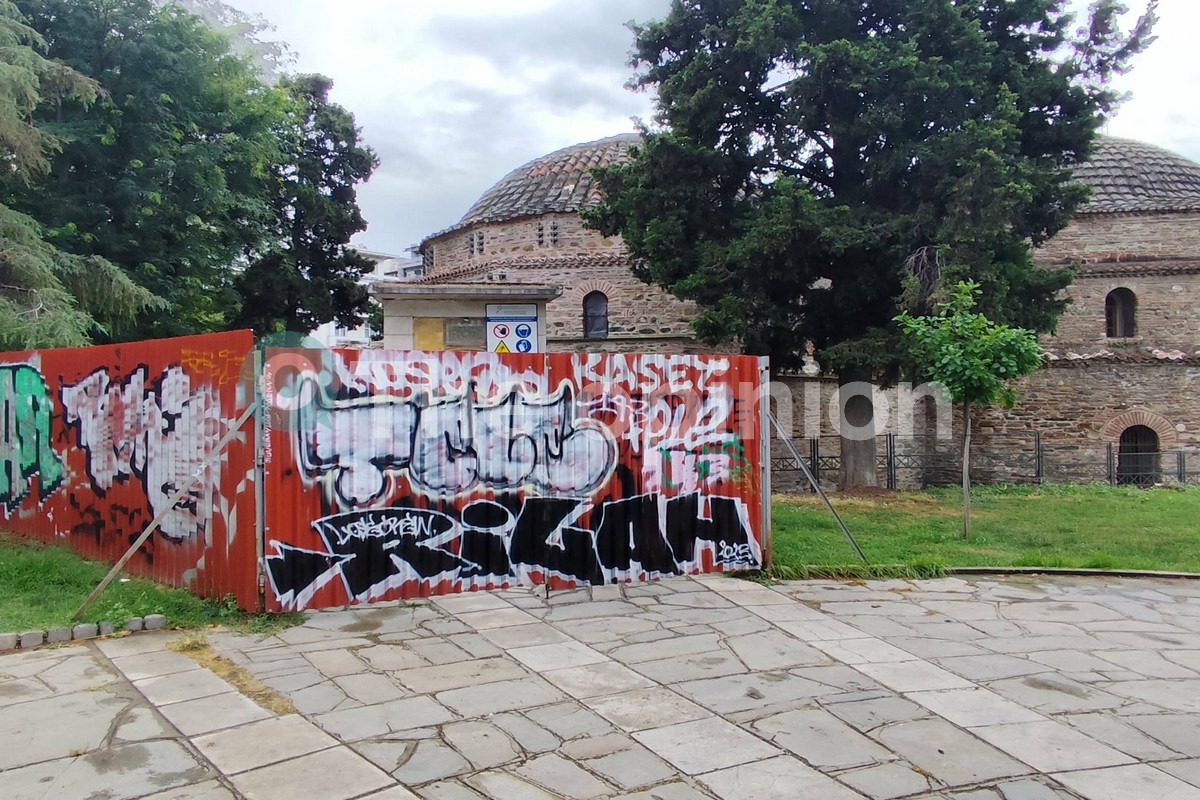 Εικόνες που προβληματίζουν στο ιστορικό κέντρο της Θεσσαλονίκης…